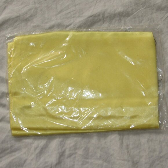 NEW Vintage Bridal Acetate Satin Magic Pillow Cover Case YELLOW Freund Standard - Picture 2 of 2